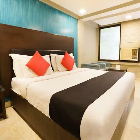 Hotel BB Palace  Delhi Kültér fotó