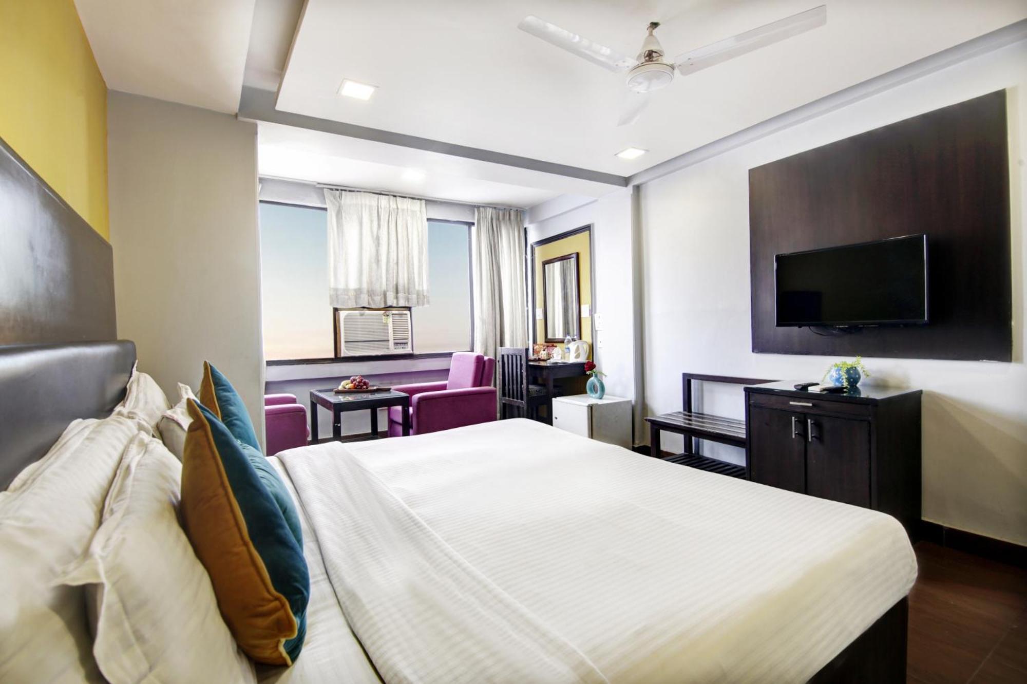 Hotel BB Palace  Delhi Kültér fotó