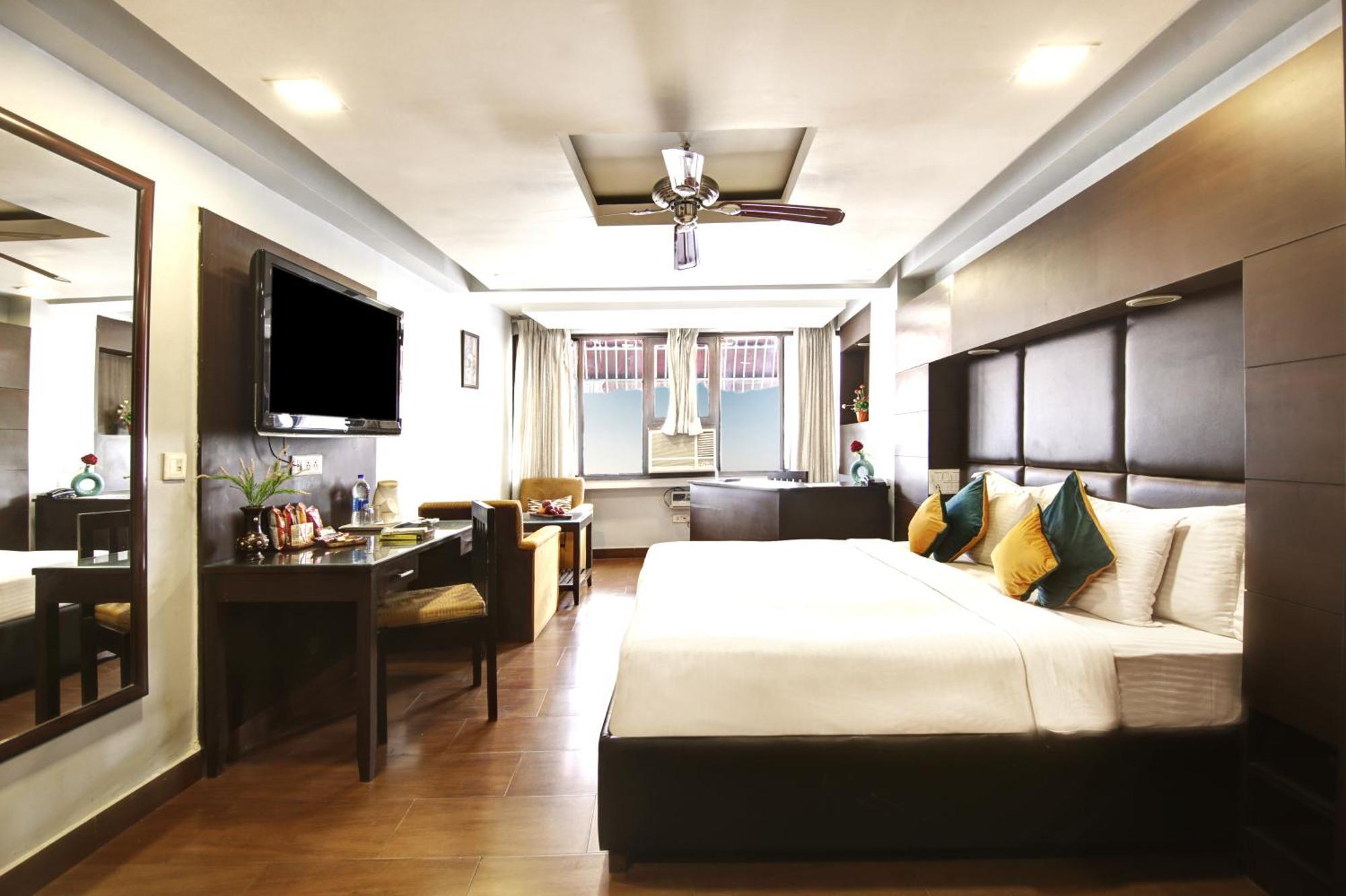 Hotel BB Palace  Delhi Kültér fotó