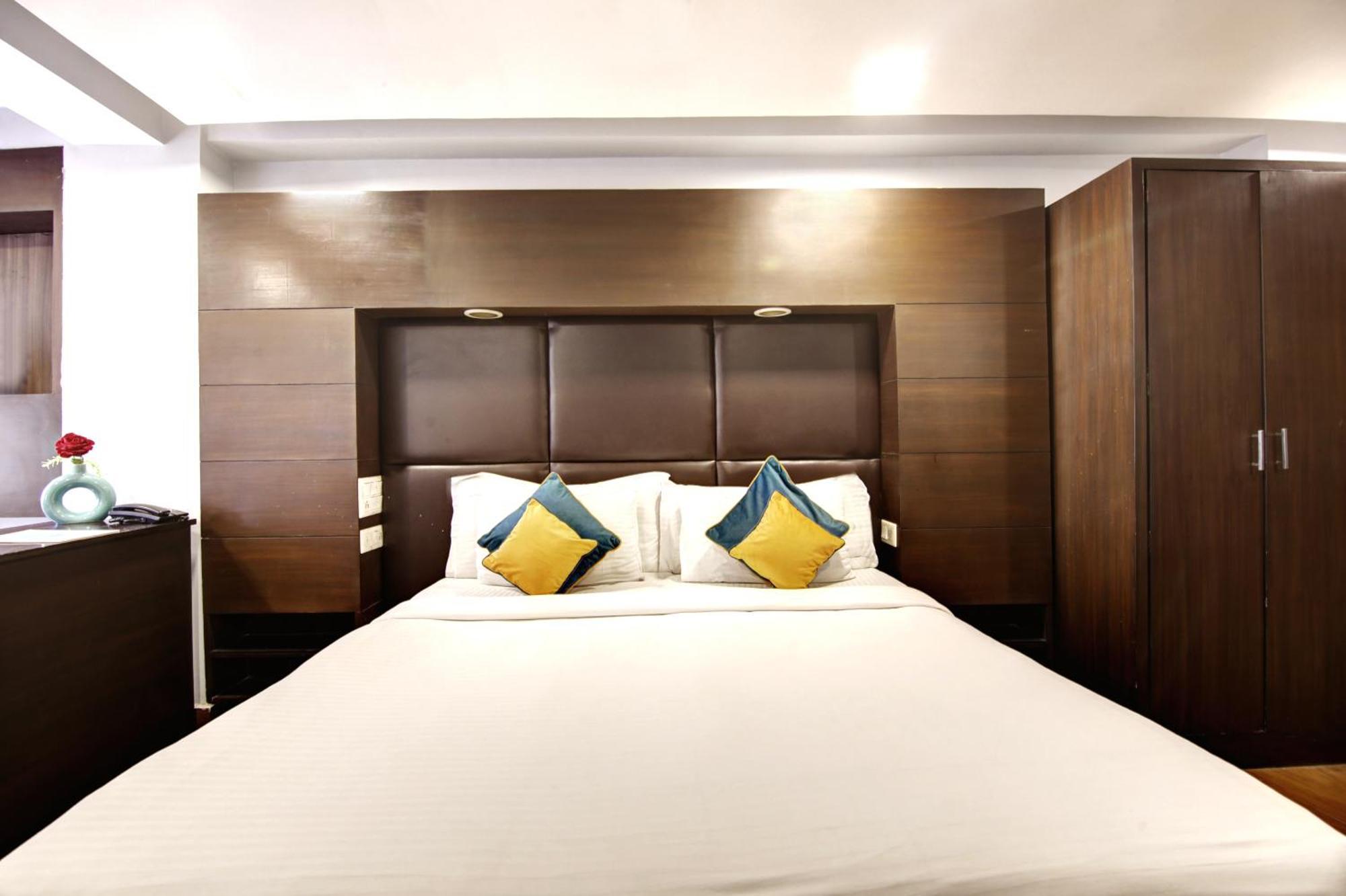 Hotel BB Palace  Delhi Kültér fotó