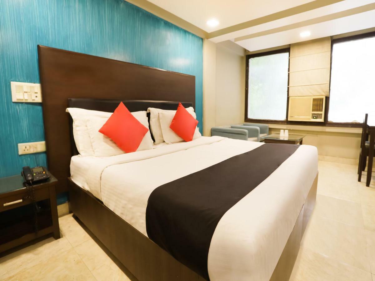 Hotel BB Palace  Delhi Kültér fotó